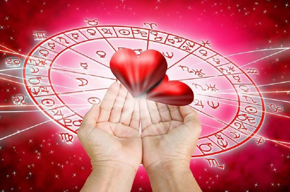 Любовний гороскоп на 26 жовтня 2025 для всіх знаків зодіаку: як планети вплинуть на стосунки, що важливо сказати і зробити, щоб серце запитало ще більше.