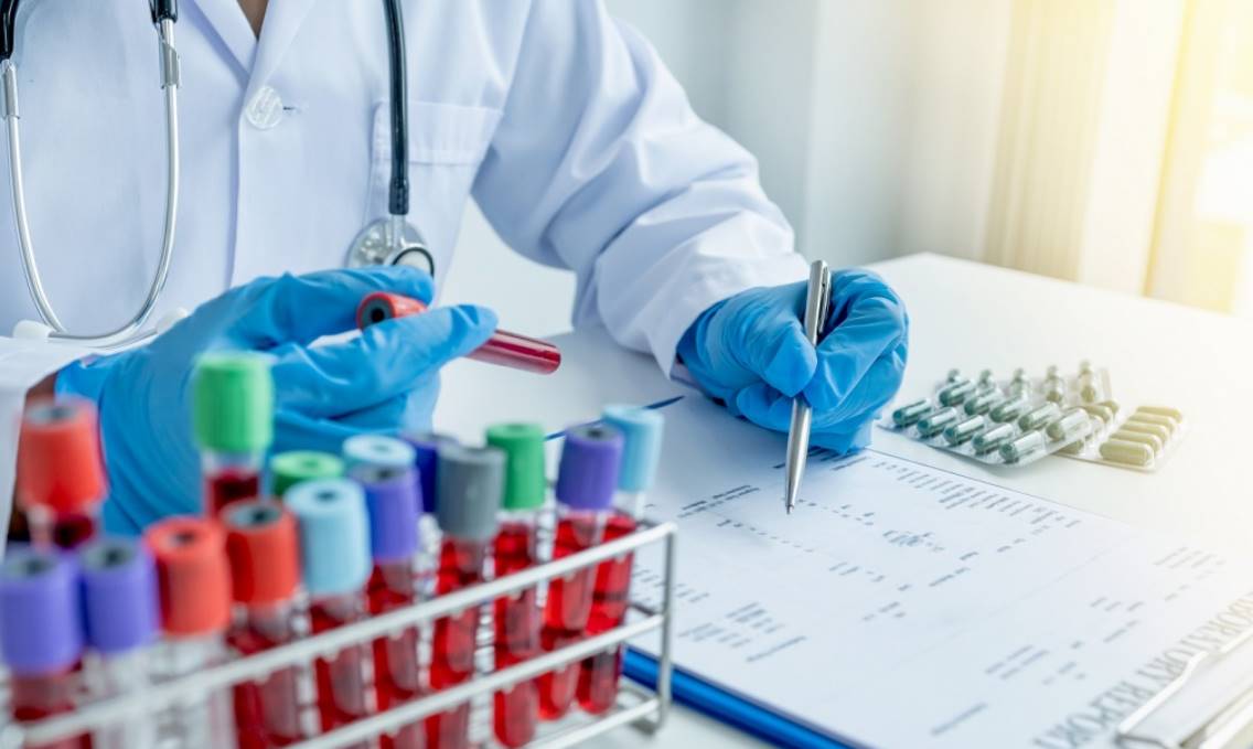 З 2026 року українці 40+ отримають 2 тис. грн на «Дія.Картку» для безкоштовних профілактичних медичних оглядів та скринінгів.