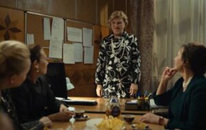 Український серіал «Обмежено придатні» 2025 року досліджує життя родин під час війни через комедію, драму та адаптацію за кордоном.